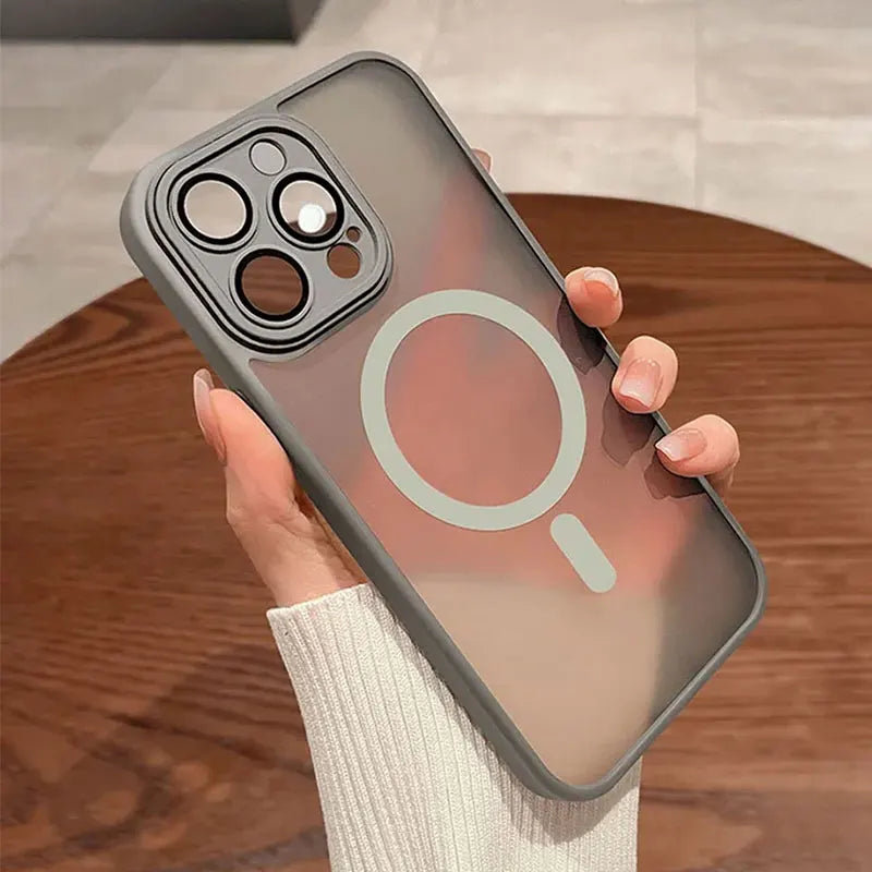Funda magnética de lujo con carga inalámbrica para iPhone.